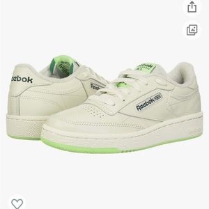 NWB Unisex Reebok Club C Sneaker